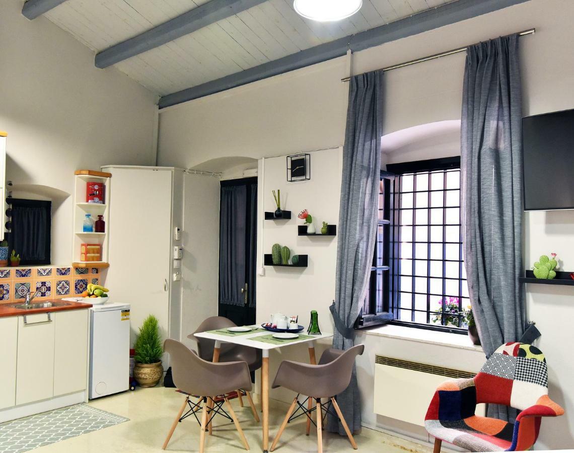 Charming Venetian Town House In The Old Town Of Corfu Villa Corfu  Bagian luar foto
